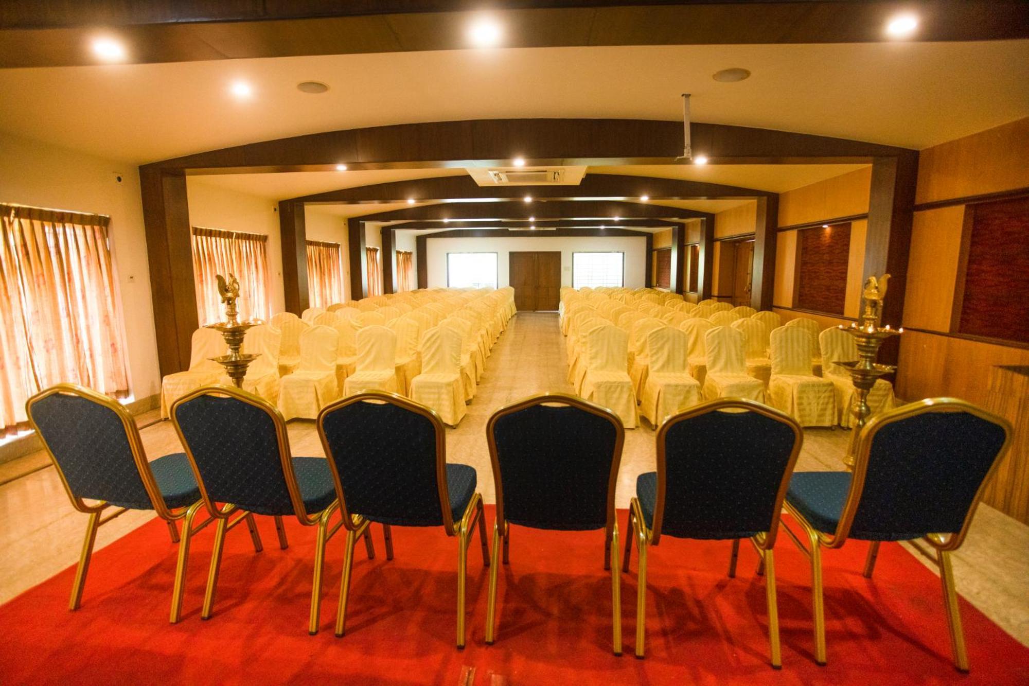 Saaral Resorts & Hotels Pvt Ltd Kuttālam Exteriér fotografie
