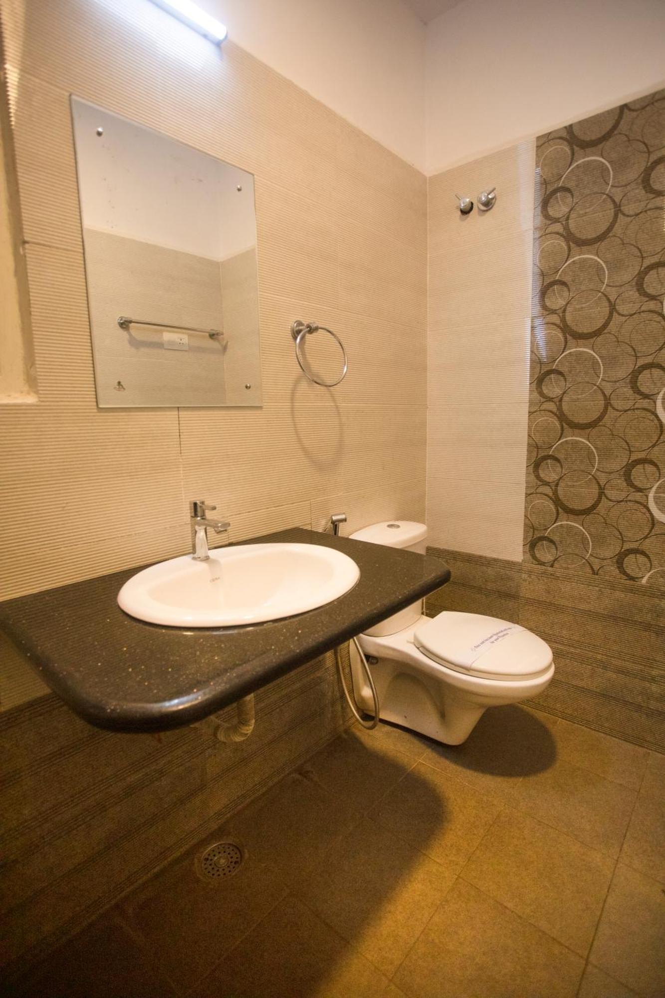 Saaral Resorts & Hotels Pvt Ltd Kuttālam Exteriér fotografie
